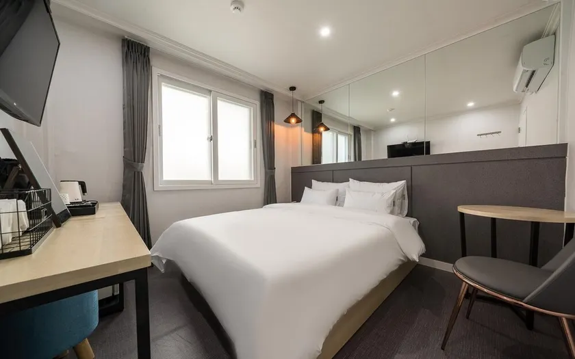 Busan Beomildong Challenge Hotel - Image 1