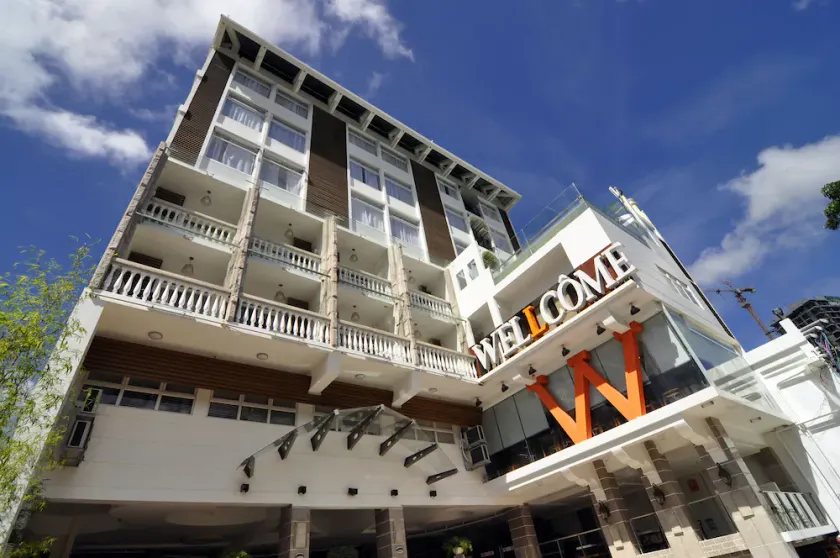Wellcome Hotel - Image 1
