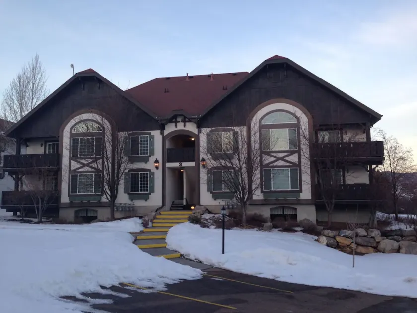 Wintergreen Condominiums - Image 1