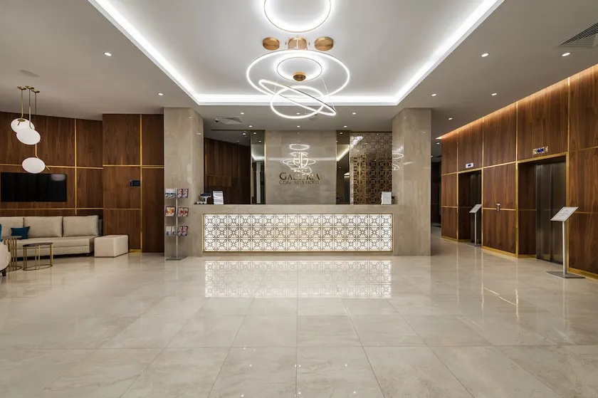Hotel Galleria - Image 1
