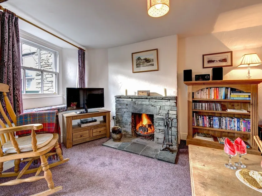 Modern Holiday Home With Lush Garden at Elterwater - Image 1