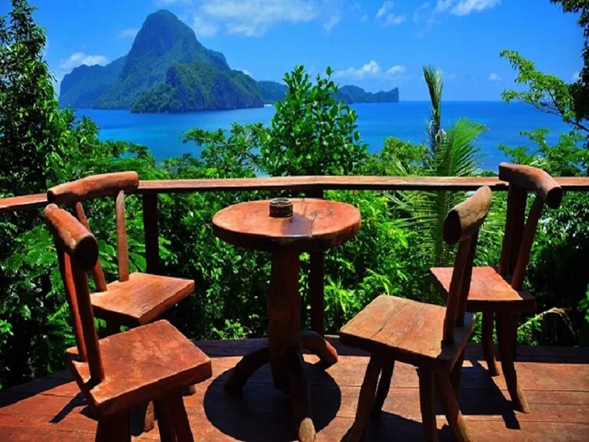 Makulay Lodge and Villas - Image 1