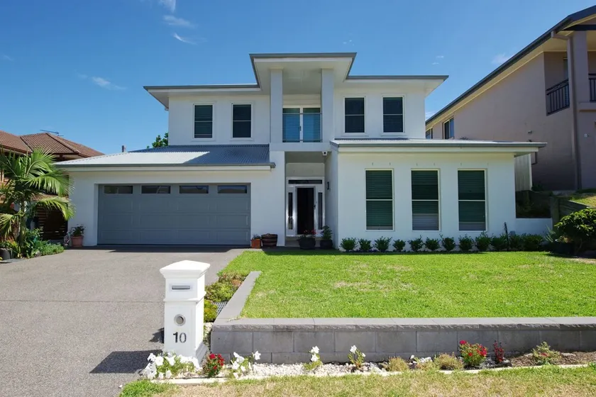 The Fingal House - Fingal Bay - Image 1