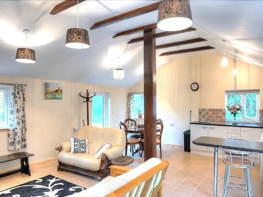 Brook Cottage - Image 1