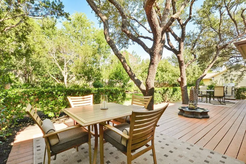 4BR 2BA Cottage at Lake Austin by RedAwning - Image 1