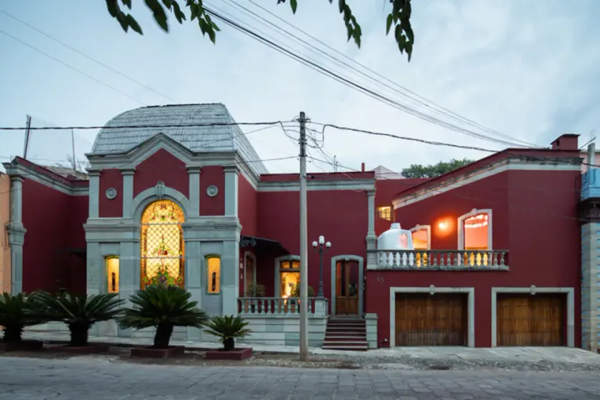 Casa Nada Hotel - Image 1