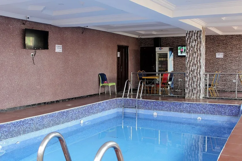 Osajamen Hotel - Image 1