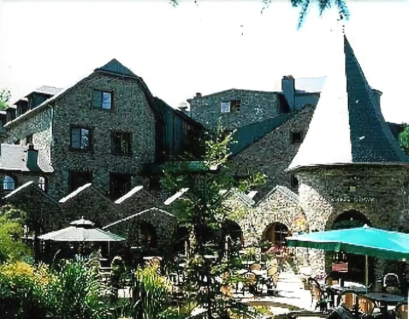 Hostellerie la Sapinière - Image 1