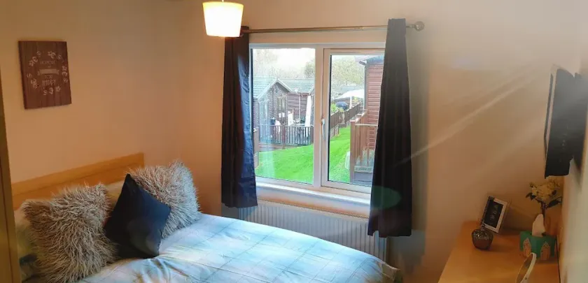 Brambles Holiday Lodges - Image 1