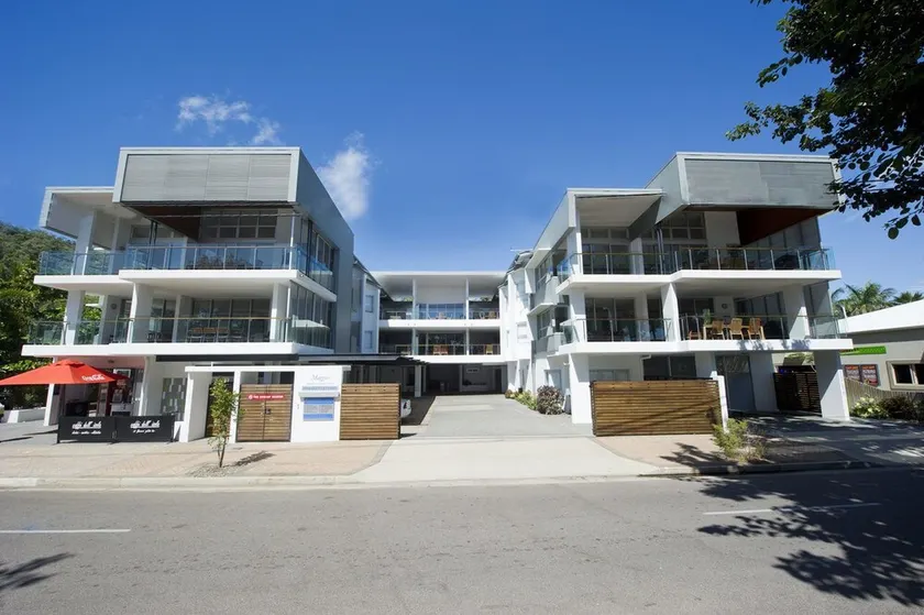 Maggies Beachfront Apt. 5 - Image 1