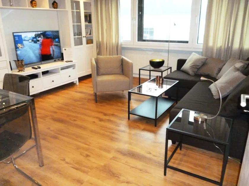 City-Apartment Hamburg - Image 1