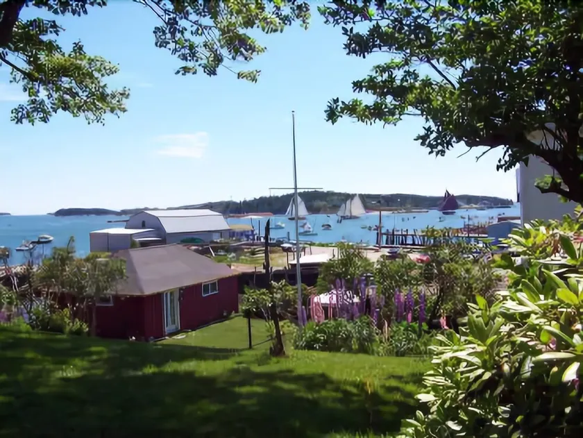 Harborside Cottage - One Bedroom Home - Image 1