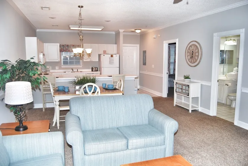 4827 Orchid Way Unit 204 2 Bedroom Condo by Redawning - Image 1