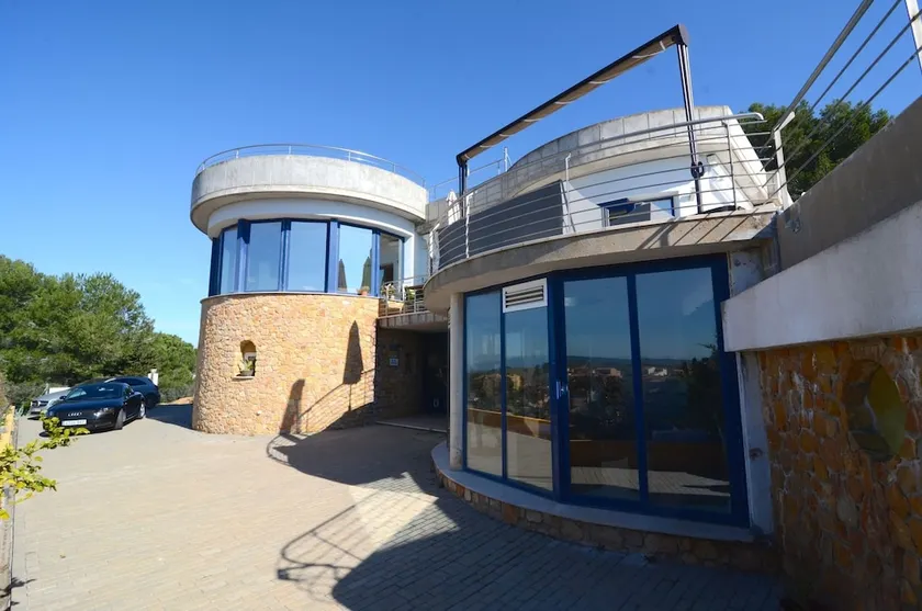 Villa Blue House - Image 1