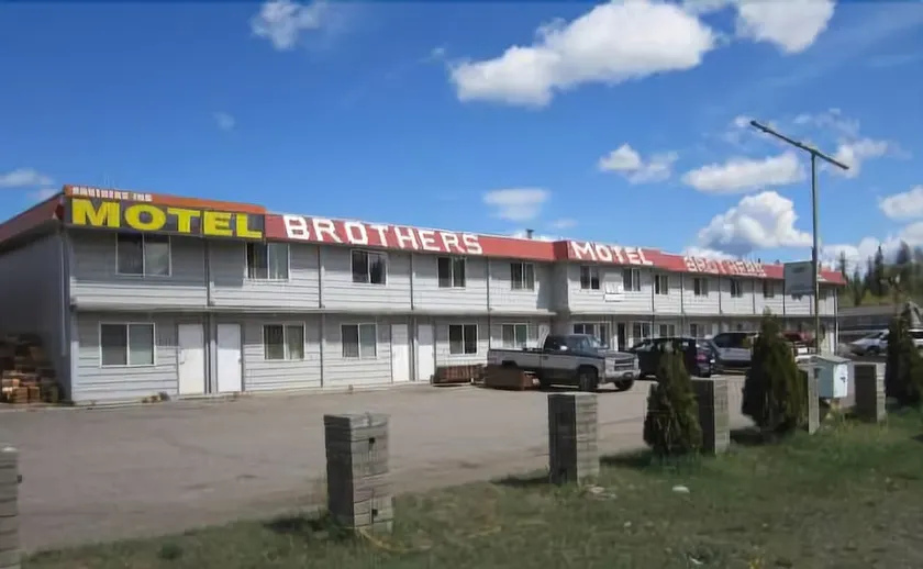 Brothers Inn - Image 1