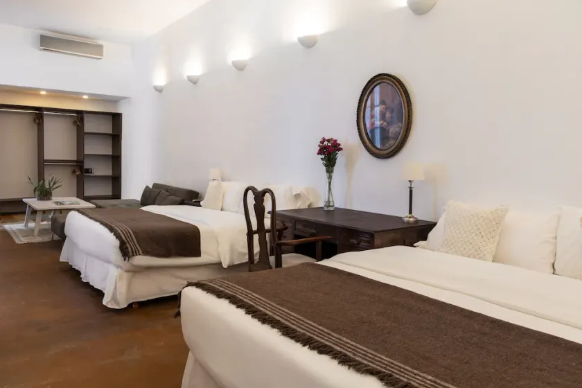 Casa Del Casco - Image 1