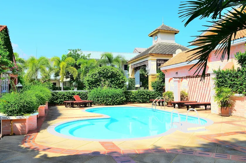 Baan Rajdamnern Hua Hin - Image 1