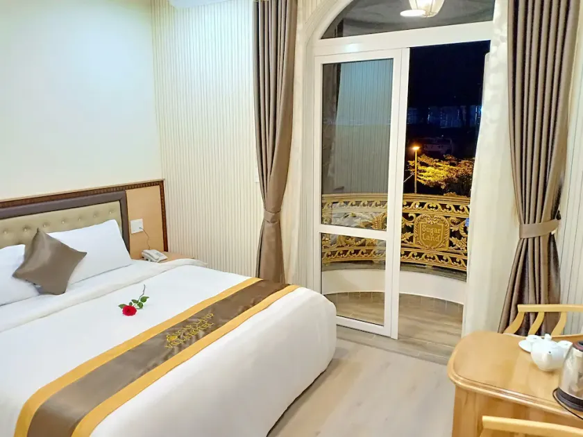 Sugar Land Villa Hotel - Image 1