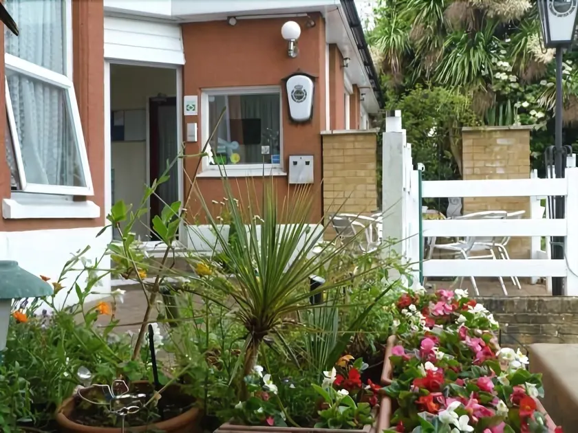 Oaklands House - Image 1