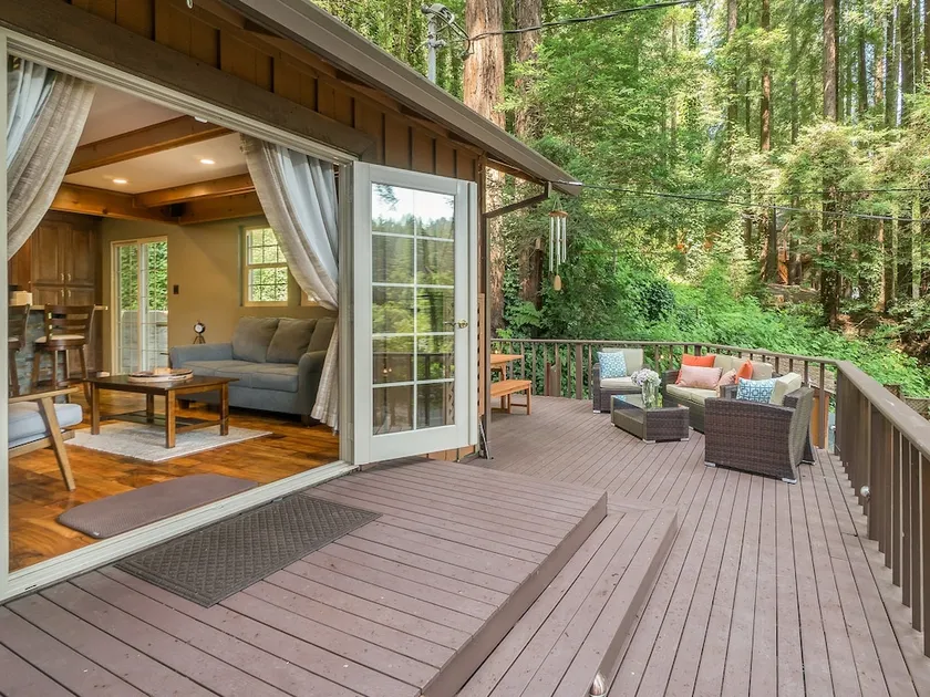 2br Redwood W/ Hot Tub 2 Bedroom Home - Image 1