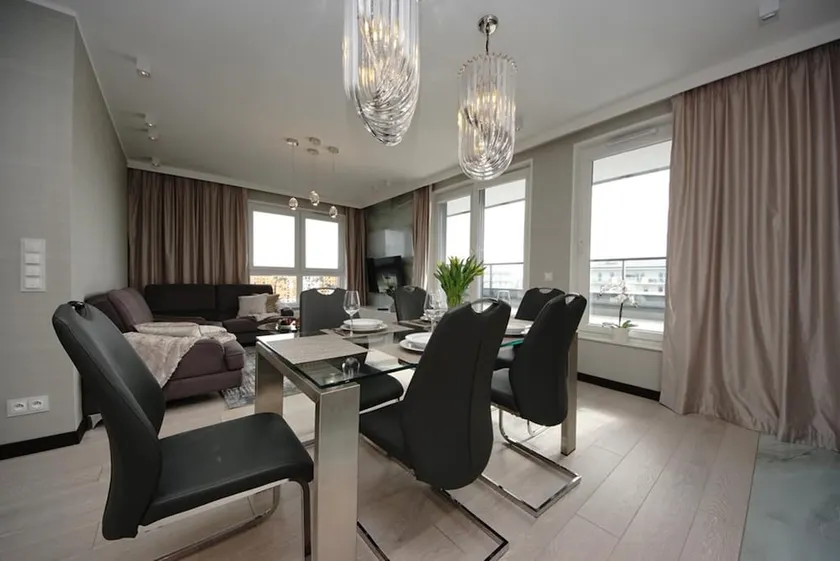 16th Floor Sea View - BillBerry Apartments - Image 1