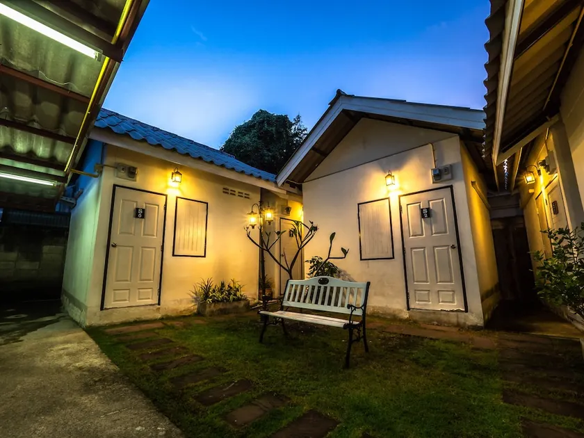 Tommy Huts Chiangmai - Image 1