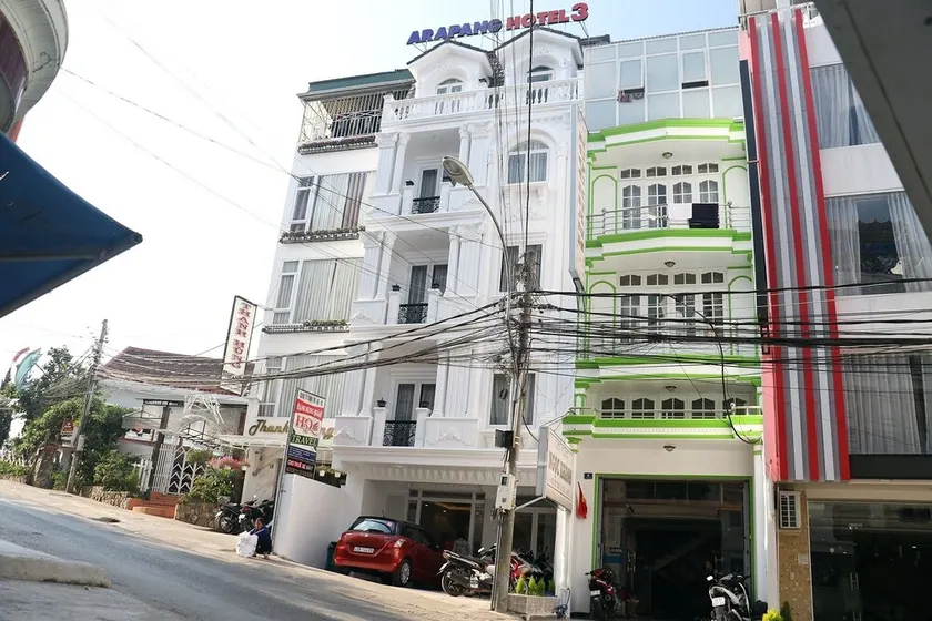 Arapang 3 Hotel - Image 1