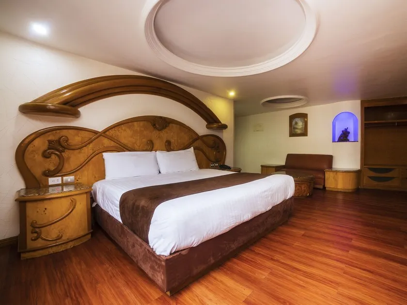 Hotel Normandie - Image 1