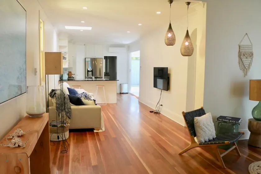 3 Bedroom Home Near Manly Beach - Image 1