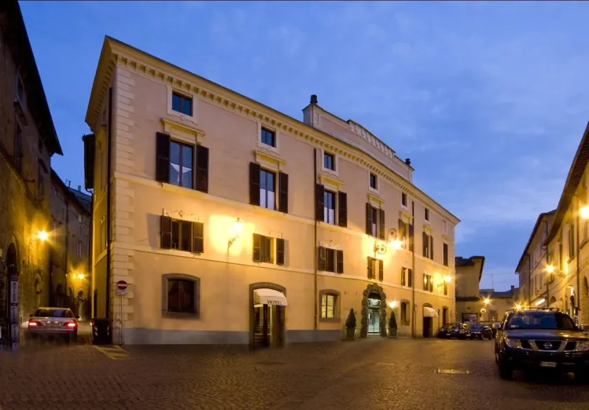 Aquila Bianca - Image 1