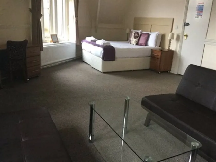 The Black Horse Hotel - Image 1
