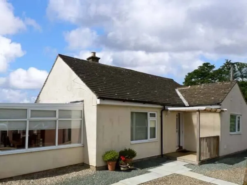 Swaleview Cottage - Image 1