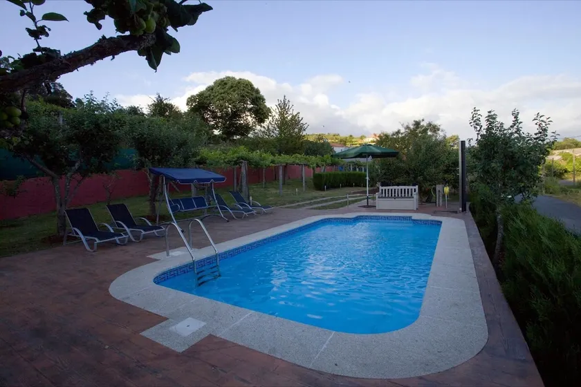 House With 5 Bedrooms in Cuntis, With Wonderful Lake View, Private Poo - Image 1