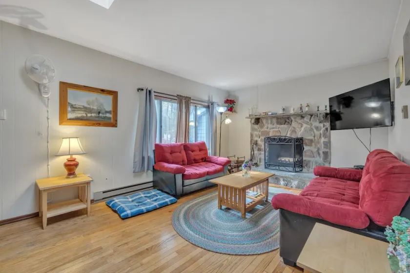 Pet Friendly Mountain Home W/ Fishing Access: 10 Mi To Ski! Pet Friendly! 3 Bedroom Home by Redawning - Image 1