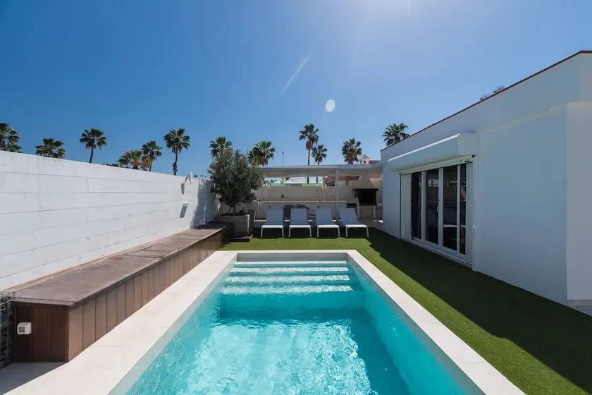 Villa Blanca - Image 1