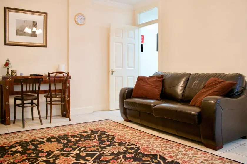 Central Home Off Royal Mile - Image 1