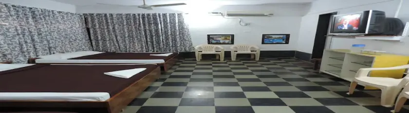 Room Maangta 327 - Panjim - Image 1