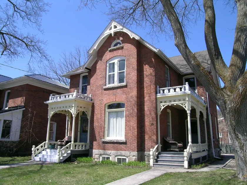 Elsie J's Historic House - Image 1