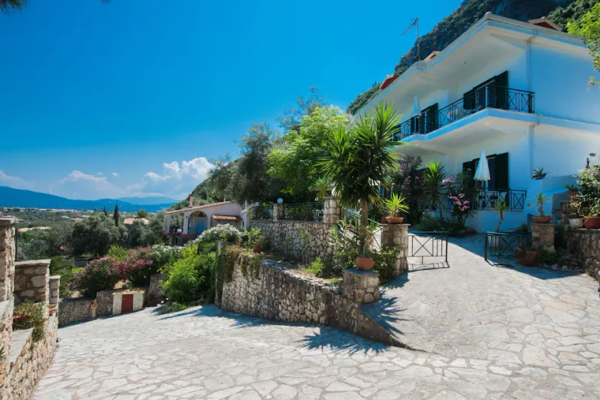 Bella Casa Studios - Image 1