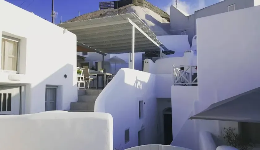 Nefeli Traditional Cave Houses - Image 1