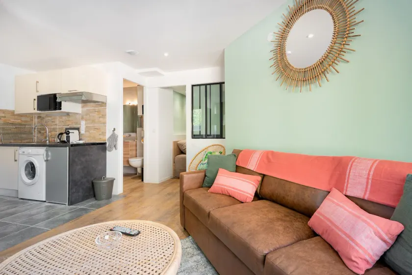Suites Gaya Confort - Centre Ville - Image 1