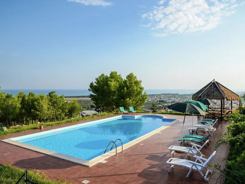 Holiday Home in Cropani Marina with Pool - Image 1