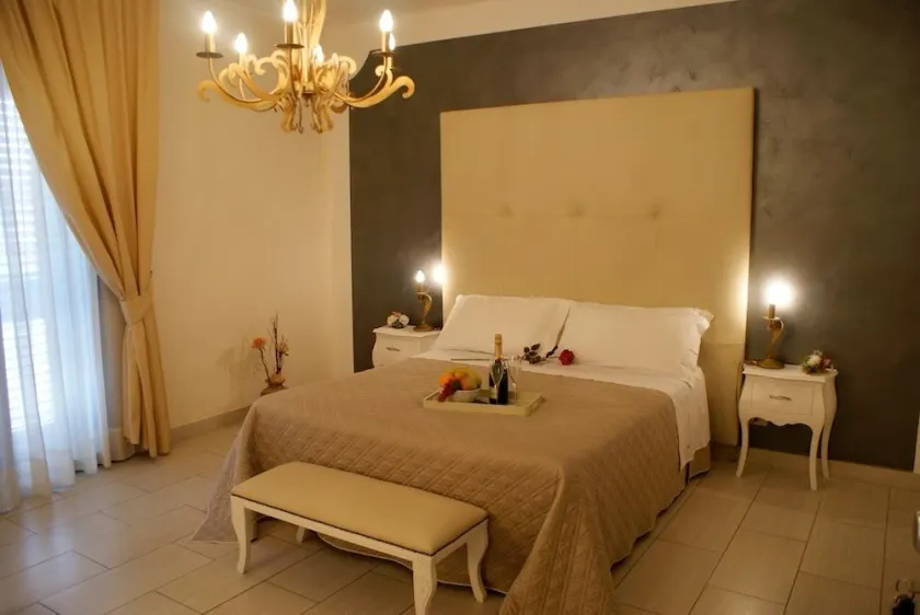 Alixia's Suites - Image 1
