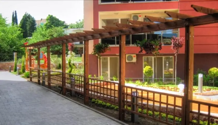 Ravda Apartments - Image 1