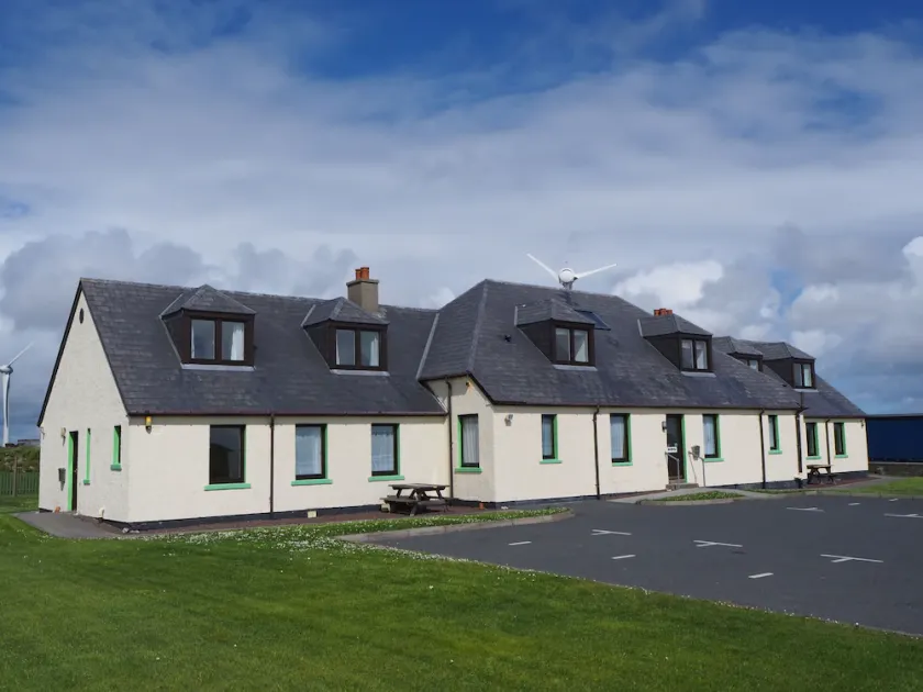 Decca Apartments - Image 1
