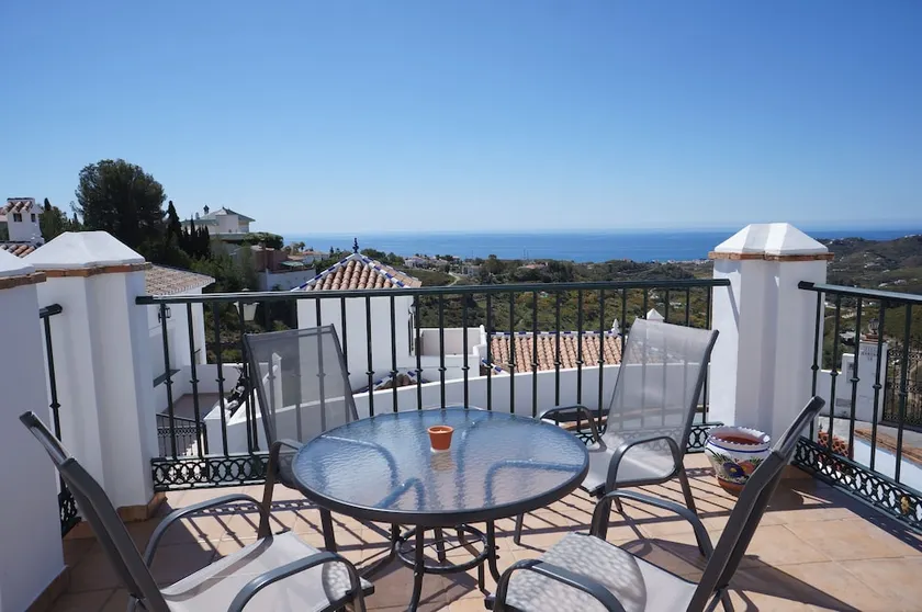 Casa Oliva - Image 1