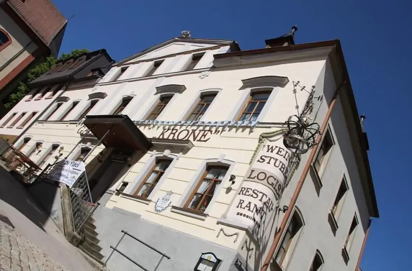 Hotel Zur Krone - Image 1