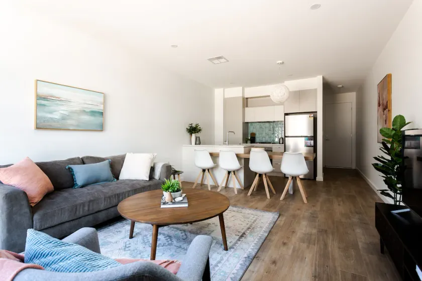 Albany Lane Apartments - Image 1