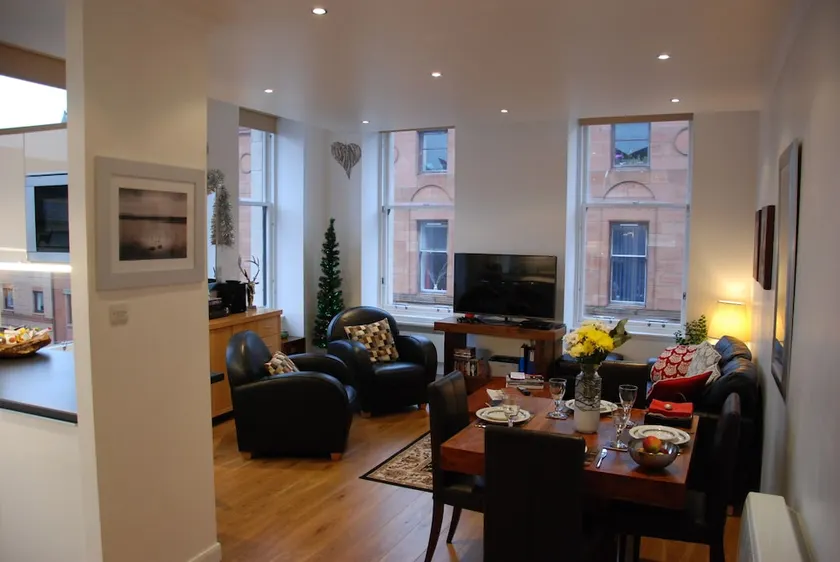Merchant City Oasis - Image 1