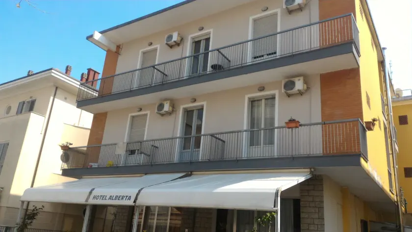 Hotel Villa Alberta - Image 1